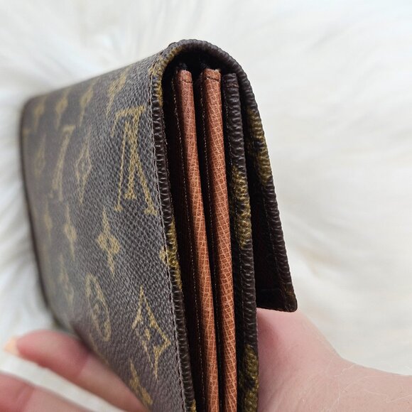 LV `Monogram Flap Porte Tresor Wallet - Picture 8 of 17